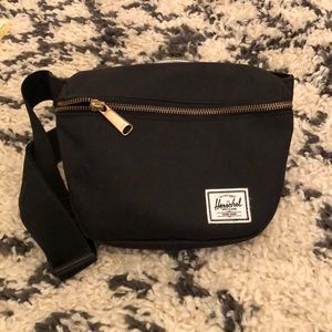 Herschel hip bag•NWOT